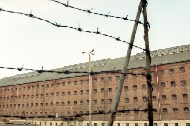 A punição de crimes nazistas e de guerra na SBZ / RDA