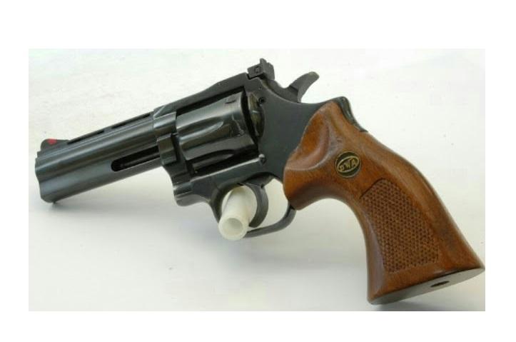 Revólver Dan Wesson Modelo 15-2 - Calibre 357 Magnum