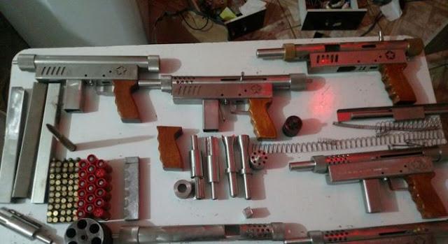Descoberta fábrica clandestina de metralhadoras em SP.