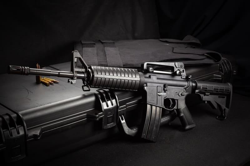 Equipe Taurus viaja à Índia para realizar demonstração do fuzil T4 para as Forças Armadas