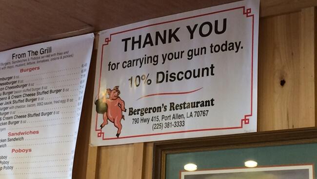 RESTAURANTE DÁ DESCONTO DE ATÉ 25% PARA QUEM ENTRAR ARMADO