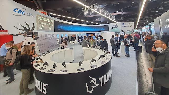 CBC e Taurus mostram ecossistema de armas e munições na IWA OutdoorClassics na Alemanha