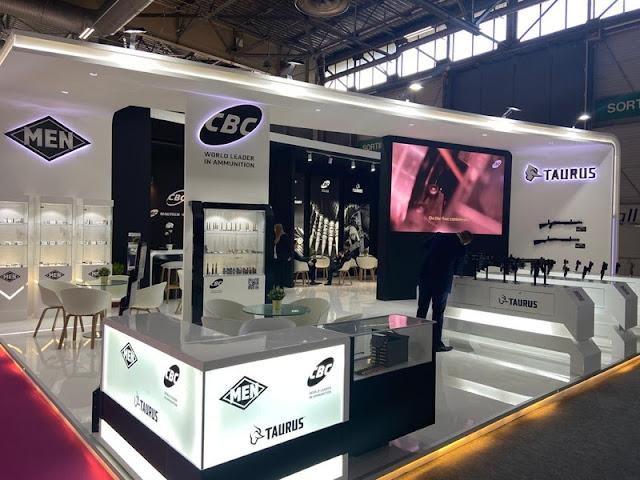 Taurus e CBC estão na maior feira de Defesa e Segurança da Europa, a Eurosatory 2022