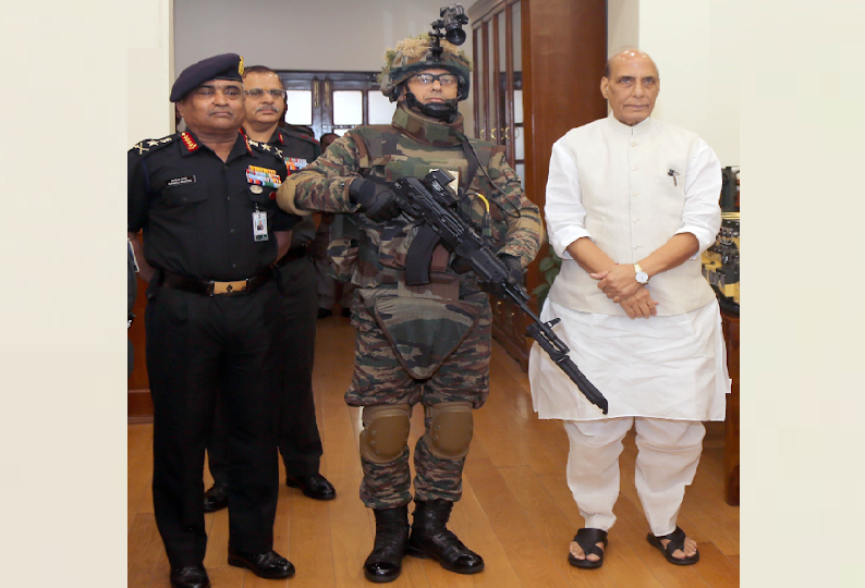 Produção de fuzis Kalashnikov AK-203 indo-russos na Índia é adiada