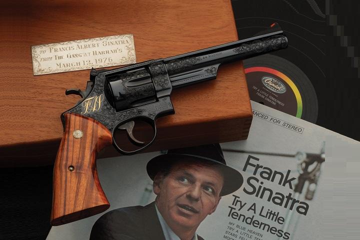 Revólver de Frank Sinatra é Leiloado por 70 mil dólares