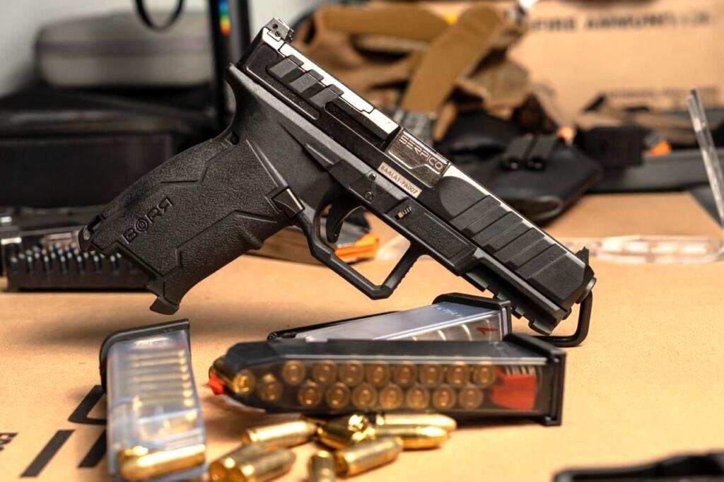 Pistola Borr HUMAITÁ 